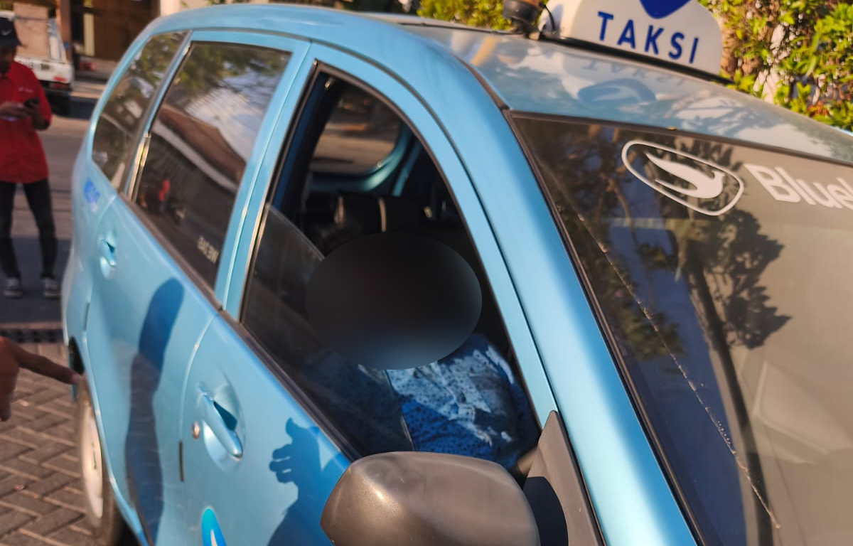 Taksinya Tak Bergerak Sejak Semalam, Sopir Ditemukan Meninggal di SPBU Tegalsari Surabaya