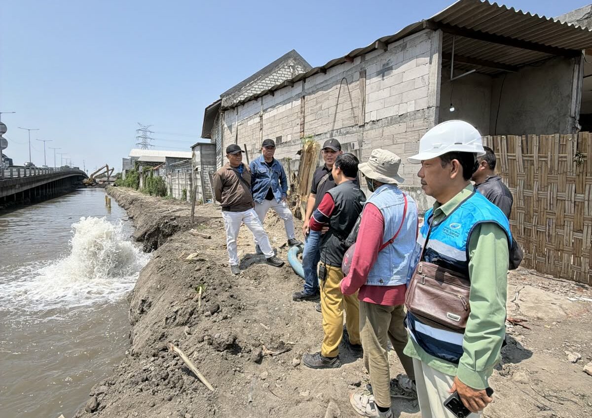 Semburan Air di Samping Tol Dupak Surabaya Bukan dari Pipa PDAM, Ini Penjelasannya