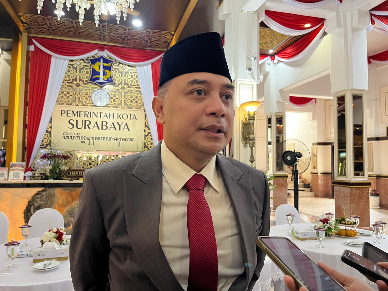 Rumah Pompa Surabaya Hampir Rampung, Eri Optimistis Musim Hujan Aman dari Genangan