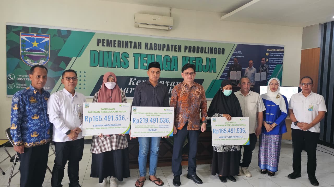 BPJS Ketenagakerjaan Salurkan Santunan Rp550 Juta untuk Ahli Waris Tiga Korban Karhutla Bromo